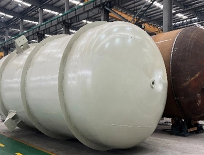 Nie-standaard drukvaartuig / Toring / Reaktor / Spesiale materiële toerusting